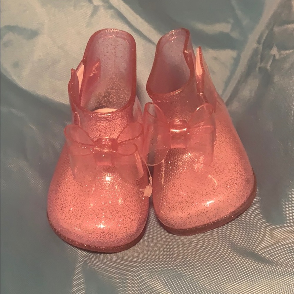 Size 3 toddler pink rain boots